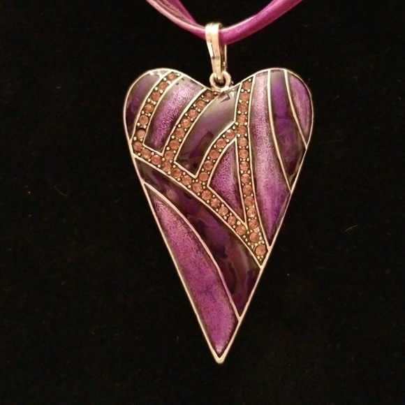 Enameled heart necklace - Picture 1 of 7